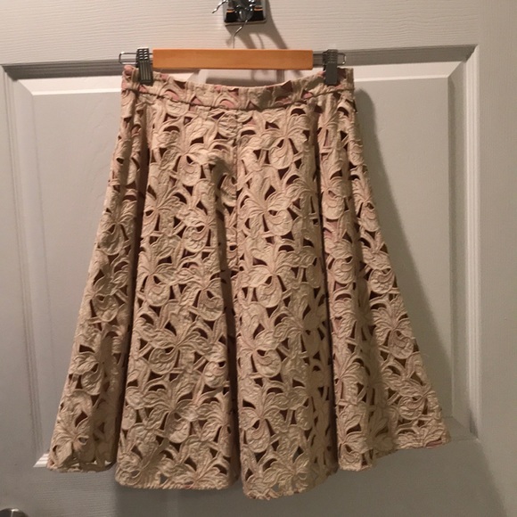 A-line skirt - Picture 2 of 7